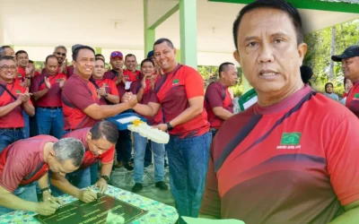 GUBERNUR AKMIL TERIMA BAKTI ALMAMATER PERSADA AKMIL 1992DI DAERAH LATIHAN TARUNA AKMIL KALORAN TEMANGGUNG