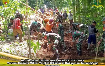 Hari Pertama Latihan Praja Bakti TP 2022/2023 Taruna Akademi Militer Tingkat II/Sertar di Kabupaten Temanggung