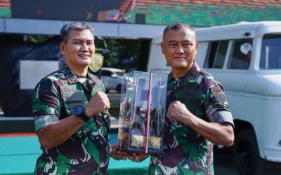 Penyerahan Peserta OJT Taruna Akmil Tingkat IV/Sermatutar Kepada Pangdam III/Siliwangi