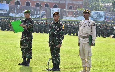 Seluruh Organik dan Taruna Akmil Laksanakan Upacara Bendera