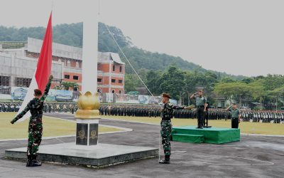 Akademi Militer Laksanakan Upacara Bendera Minggu Pertama