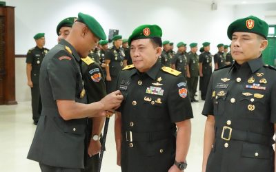 Serah Terima Jabatan dan Tradisi Warga Akademi Militer