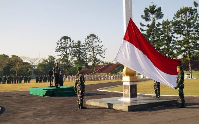 Gelar Upacara Bendera 17-san Organik Militer dan PNS Akademi Militer