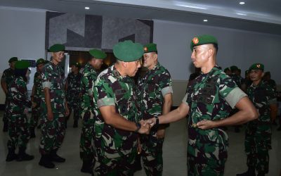 Gubernur Akademi Militer Pimpin Acara Kenaikan Pangkat Perwira Akademi Militer