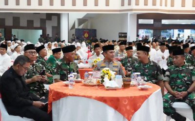 Gubernur Akmil Mendampingi Panglima TNI, Kapolri dan Menko PMK Buka Puasa Bersama.