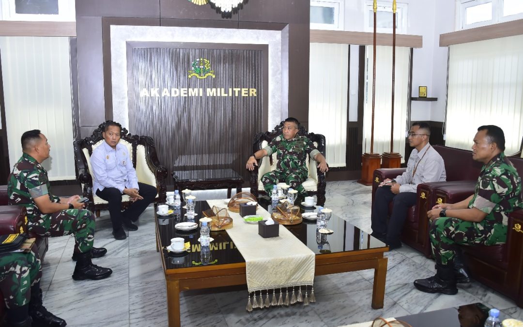 Gubernur Akademi Militer Terima Kepala Biro Personel TNI dan Polri Setmilpres