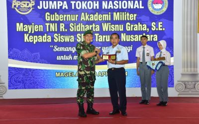 Ceramah Gubernur Akmil Kepada Siswa SMA Taruna Nusantara