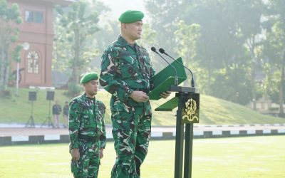 Kakordos Akmil Pimpin Upacara Bendera Minggu Pertama Mei 2025