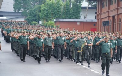 Perkuat Disiplin dan Soliditas Akmil Gelar Upacara Bendera dan Latihan Defile